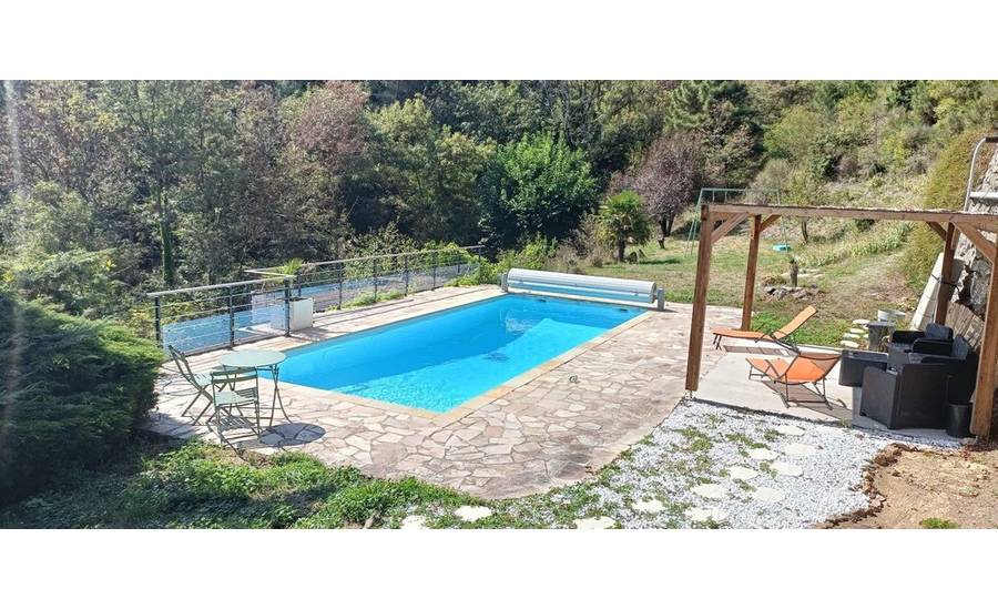 Piscine partagée de la propriété