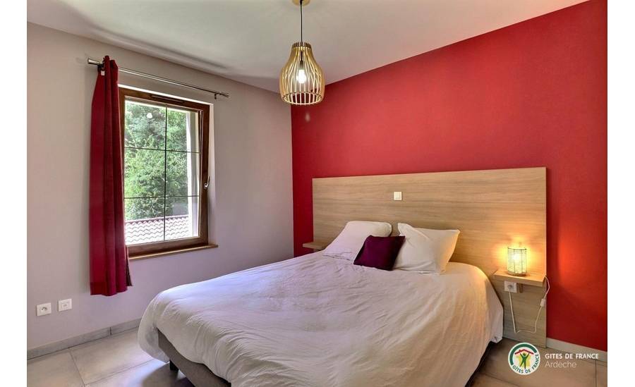 Chambre avec lit en 160cm