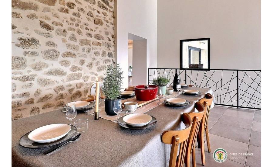 Table d'appoint 8/10 personnes dans la cuisine